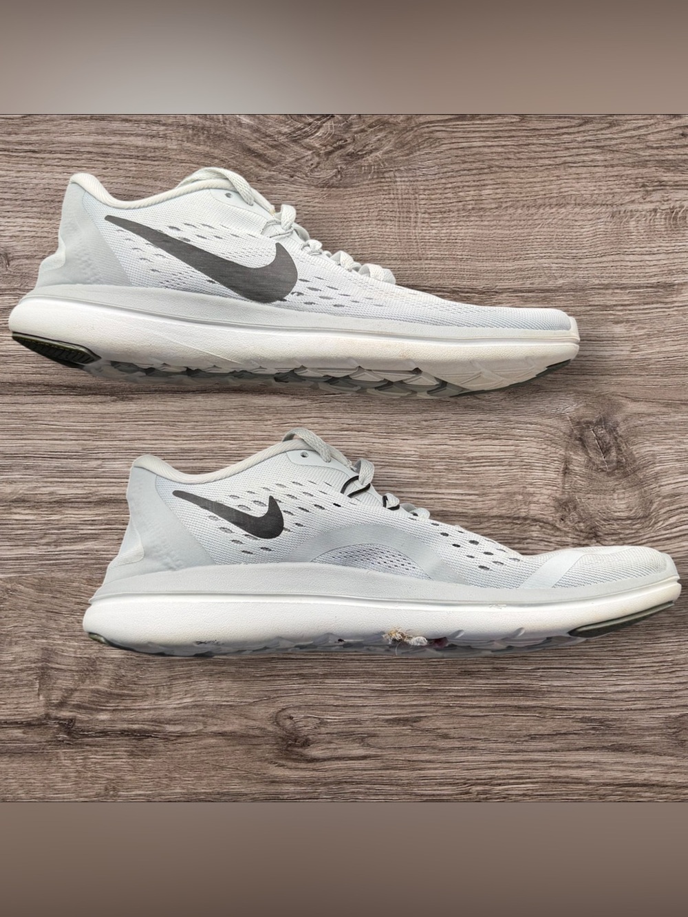 Women’s Nike Grey Free Run Size 7 - Picture 3 of 5